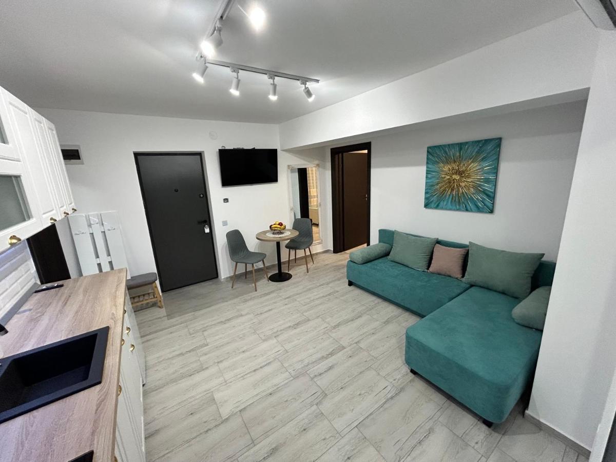 1 Mai - Luxury Park Apartments - Self Check-In - Private Parking - 2 Craiova Exterior photo